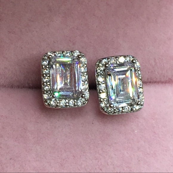 14k white gold emerald diamond 3 ct halo earrings - Picture 3 of 8